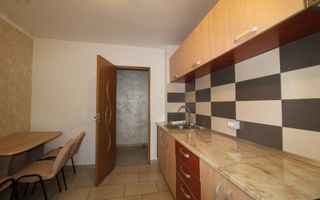 La 5 min de Județean, parter, centrală proprie - Poză 1