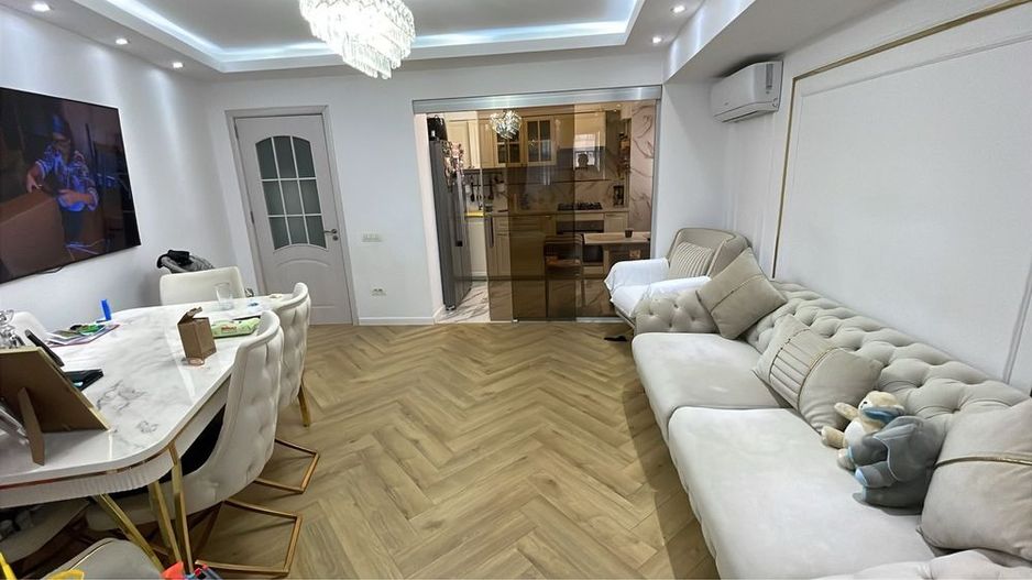 vanzare apartament 3 camere 75 mp, Colentinat - Poză 4