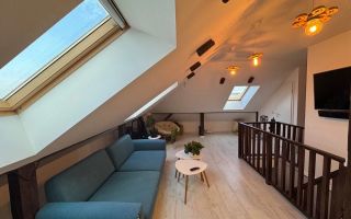 Apartament  Dumbrăvița 4 camere cu scara interioara - Poză 12