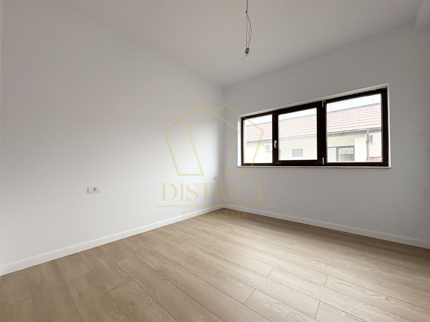 Duplex superb cu 4 camere si 3 bai | Giroc | Hotel IQ - Poză 9