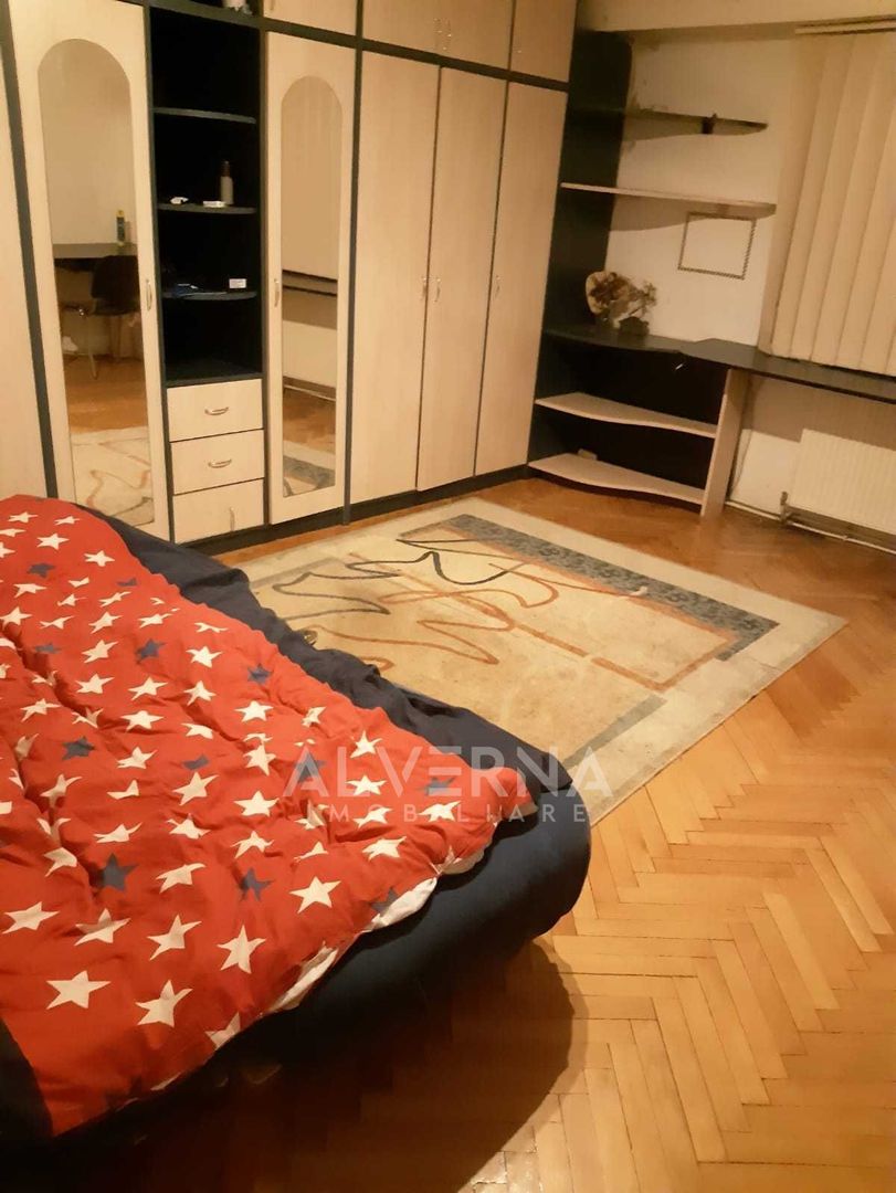 Apartament 3 camere | 80 mp | balcon | zona Piata Cipariu - Poză 1