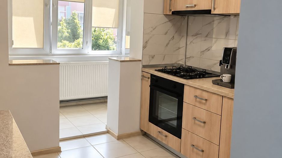 Girocului | 3 Camere | Centrala proprie | Mobilat | Etaj 2 | 2 Boxe + Garaj - Poză 1