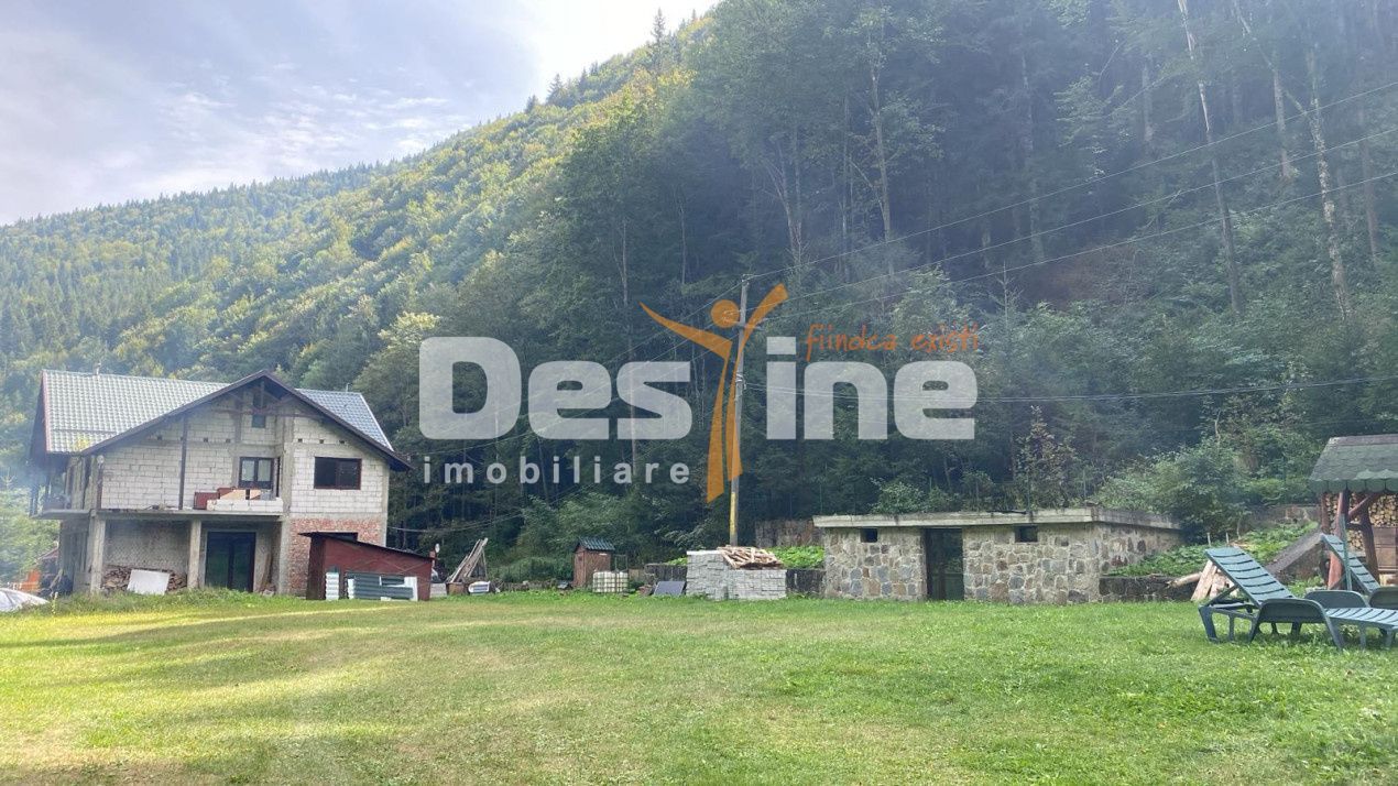 Pensiune montana cu 3200 mp teren in Bicaz, judet Neamt - Poză 11