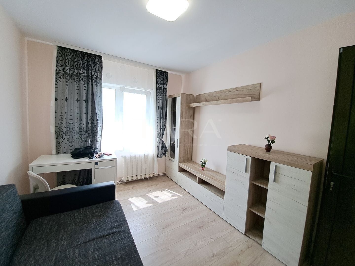 Apartament cu 4 camere decomandat în cartierul Zorilor, Cluj-Napoca - Poză 5