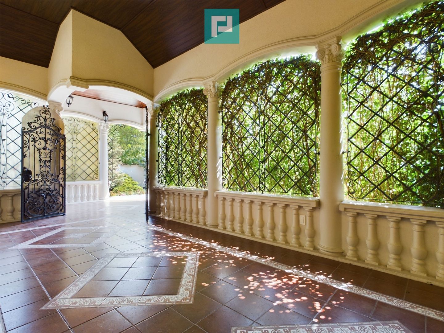 Vilă luxoasă în Serbia - Poză 48