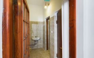 Casa individuala la 6 minute de Piata Unirii - Poză 6