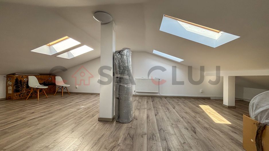 Duplex bine compartimentat - Curte amenajata - Borhanci, la inceput - Poză 13