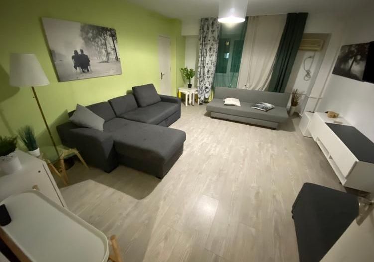 Vânzare 3 Camere Calea Călărașilor - Vedere Panoramică - Poză 3