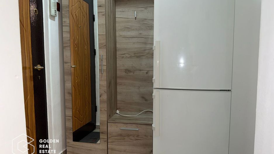 Apartament 2 camere, etaj 1 cu centrala si aer conditionat - Poză 7