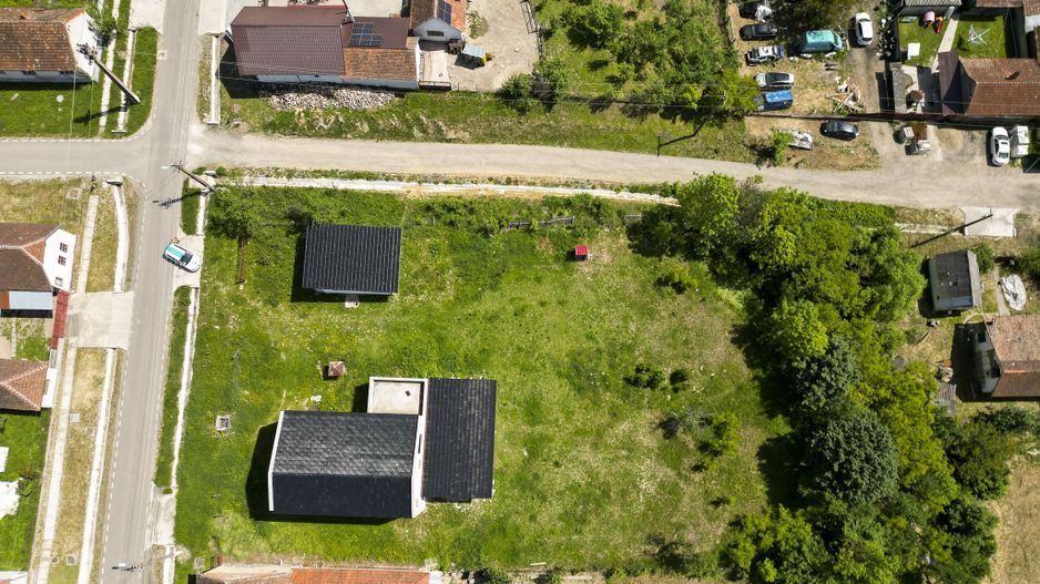 Casă la roșu din BCA de vânzare în Județul Arad - Poză 16