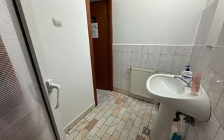 VATRA LUMINOASA -Agricultori | Cladire 1900mp din 2001 | Teren 1030mp - Poză 44