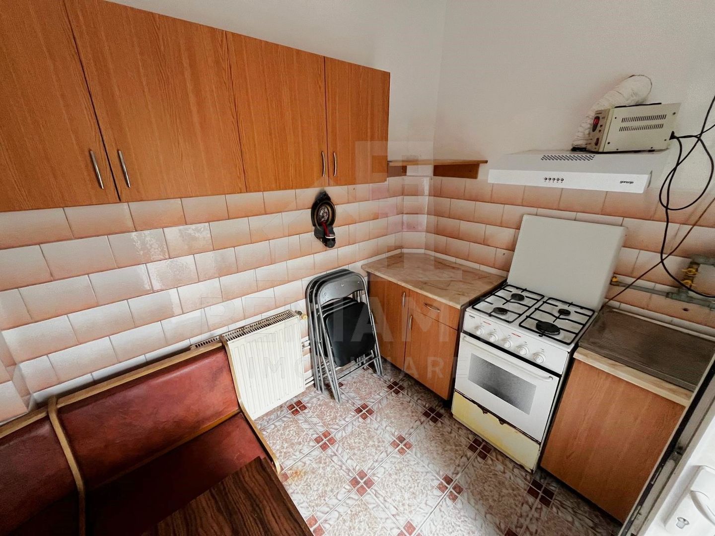 Casa 63mp- 2 Camere-Curte 65mp- Centrala Termica-AC-Zona Autogara - Poză 6