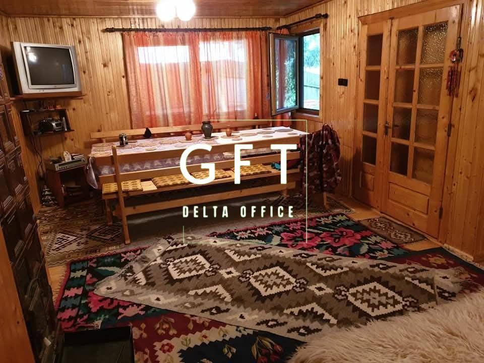 Casa de vacanta -Piatra Fantanele+900 mp. teren - Poză 3