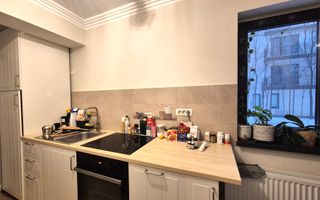 Zona Coresi, 2 camere ,59 mp,  cu grădină proprie și  loc de parcare. - Poză 6