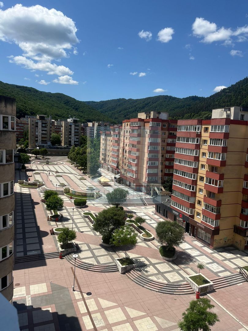 Apartament 2 camere decomandat - zona Racadau - Poză 1