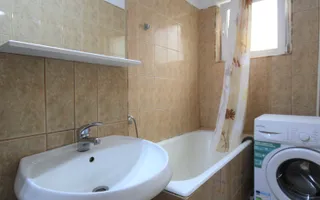 1 camera,  centrala proprie; Complex Studentesc - Rest. Dinar. - Poză 15