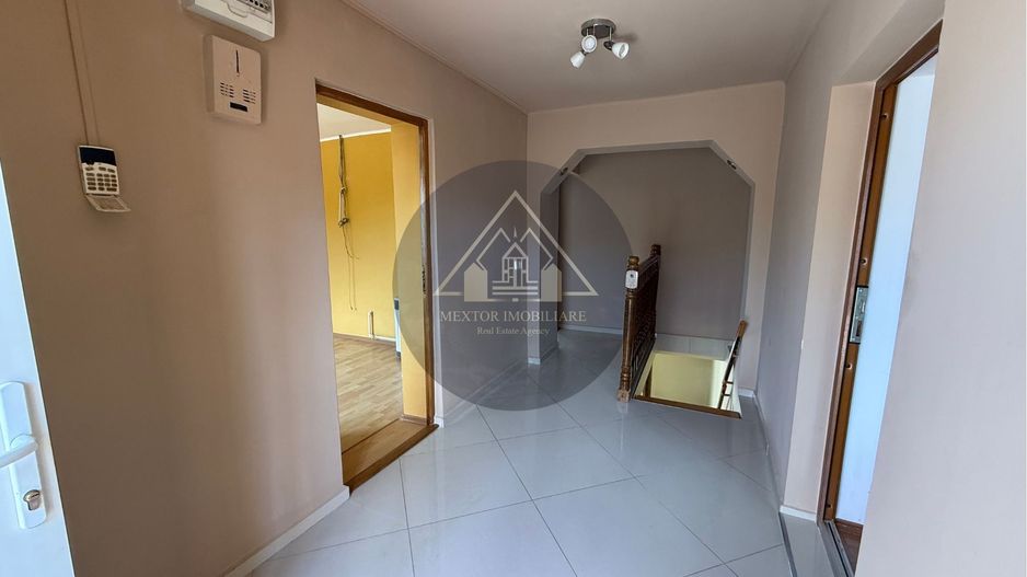 Casa de 3 camere, Medias. - Poză 9