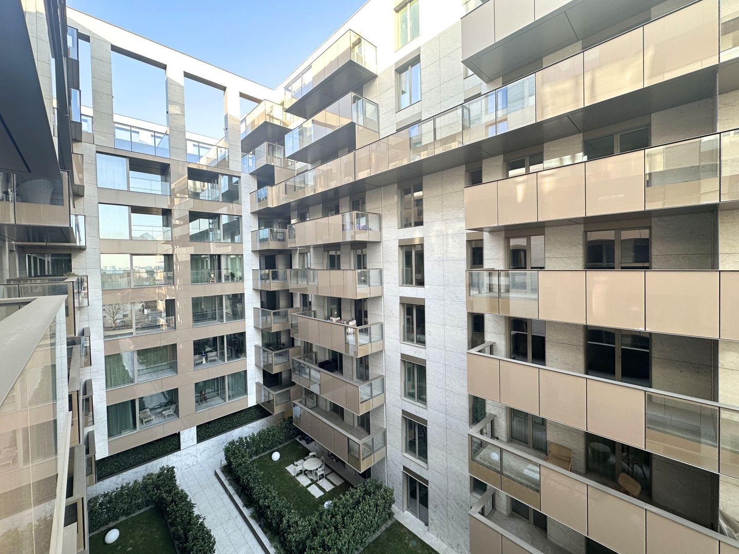 Apartament modern cu 3 camere lifestyle exclusivist Cortina Iancu Nicolae - Poză 10