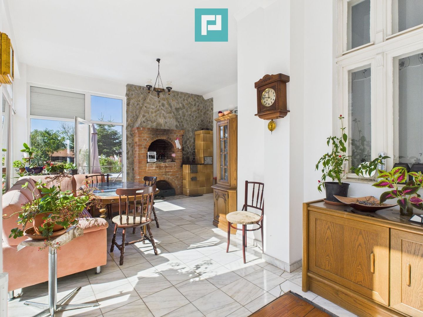 Casă cu piscină și teren generos, Sântana - Poză 22