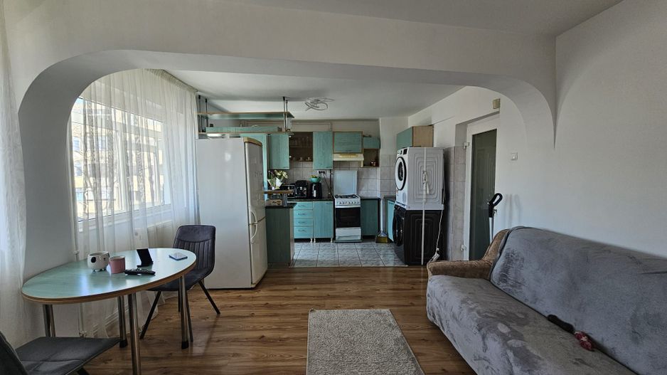 Apartament de 2 camere de vanzare ICIL - Poză 1