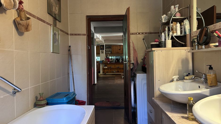 Vanzare casa in Pucioasa, Dâmbovița - 4 camere - teren 5.808 mp - Poză 17