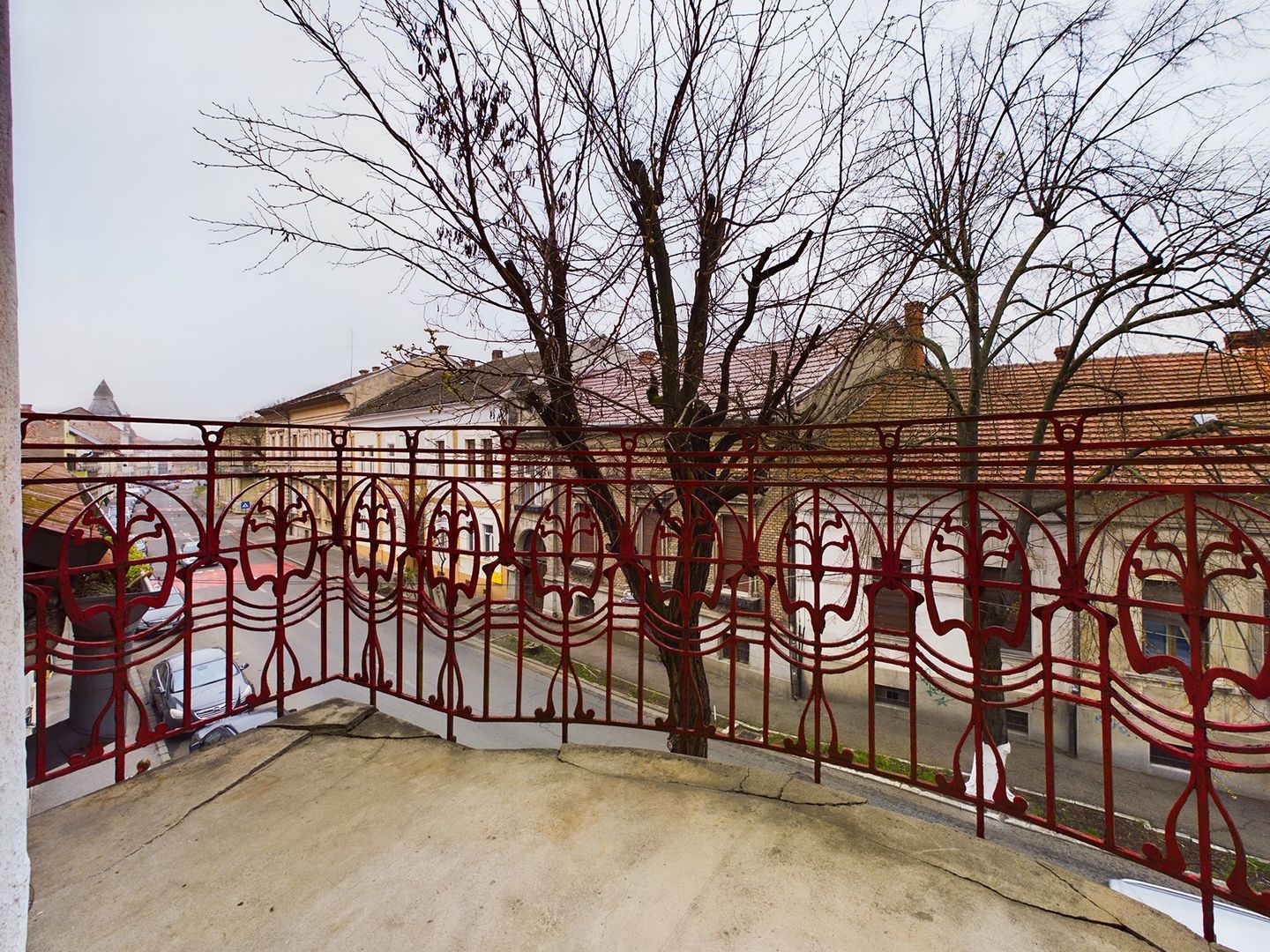 Apartament de 2 camere pe strada Episcopiei - Poză 2