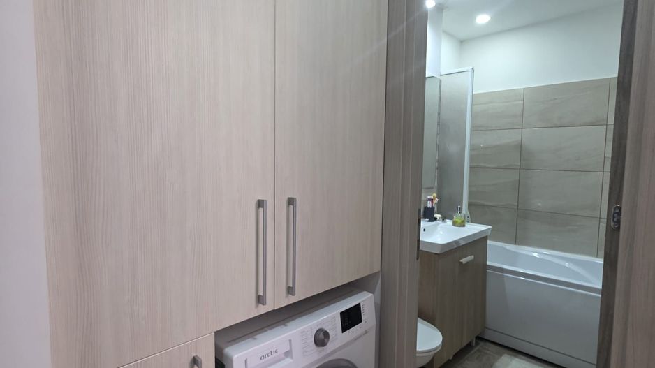 Apartament -LA CHEIE- Mobilat/Utilat- Mutare imediată, Mobilier  NOU- - Poză 3