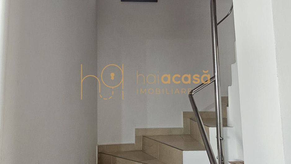 Casă / Vilă cu 8 camere de vânzare în Manastur, Cluj-Napoca - Poză 52