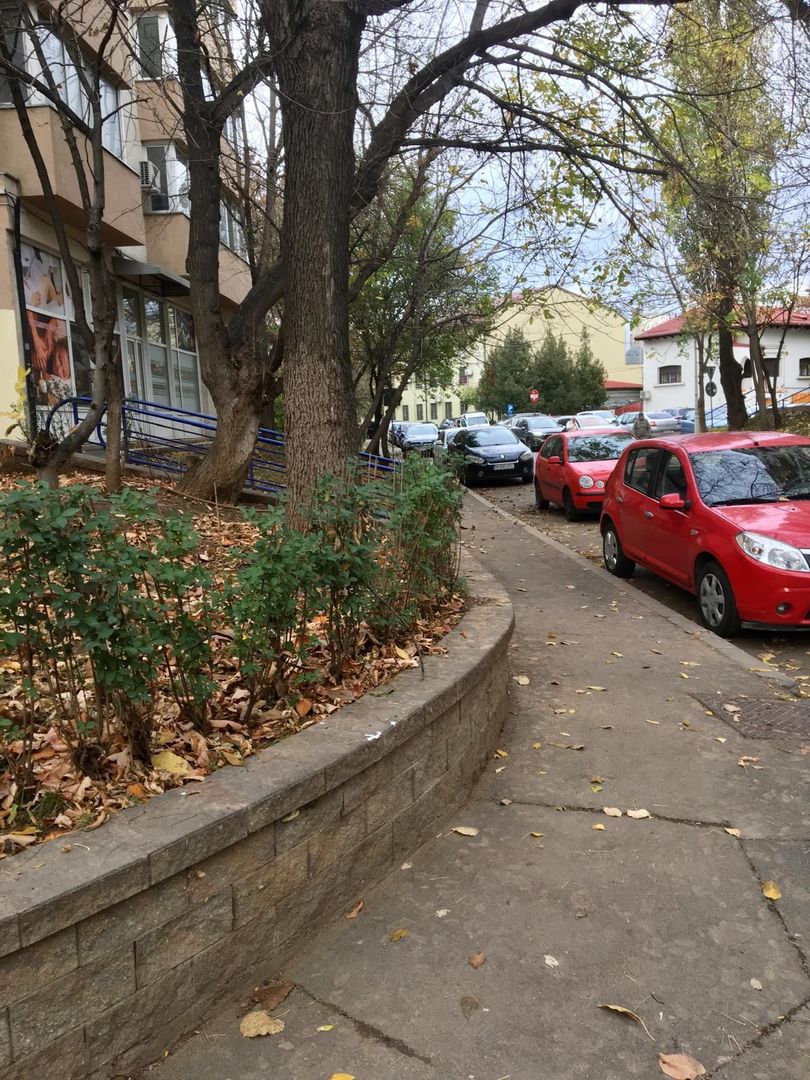 DE VÂNZARE- 2 camere decomandat - etajul 1/4 - Văcărești - Poză 21