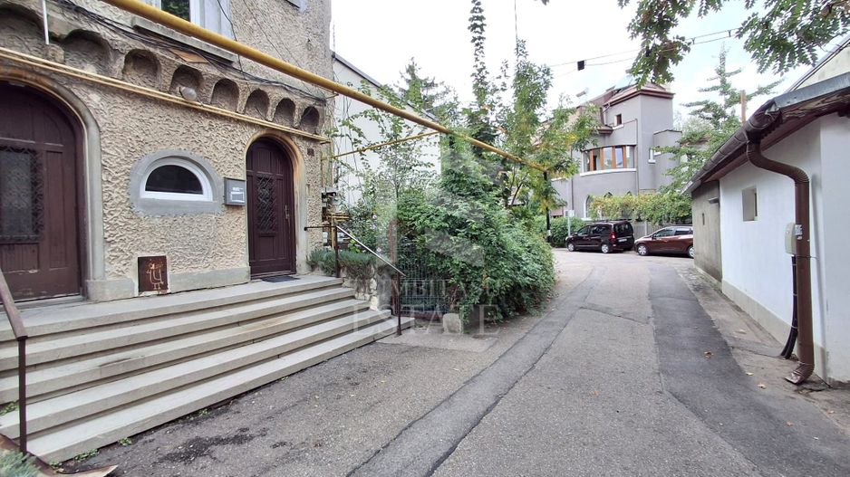 Apartament 2 camere de vânzare – zonă centrală, București - Poză 2