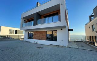 Duplex modern cu terase rooftop și vedere panoramica în Voronet - Poză 2