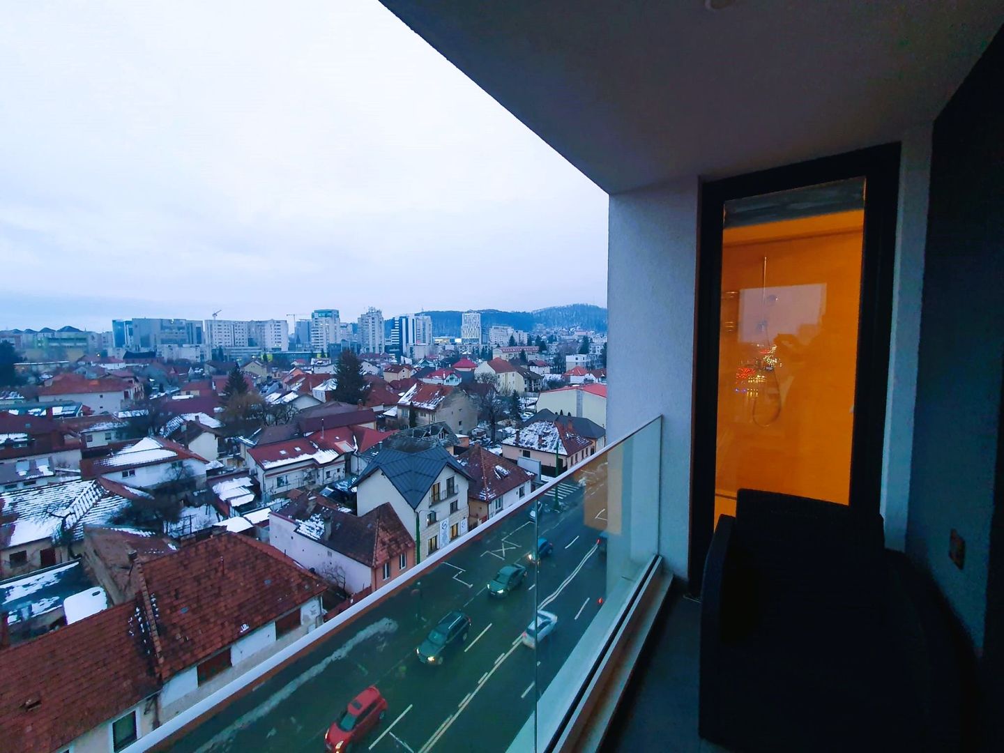 Penthouse cu 2 parcări subterane, vedere panoramică spre Tâmpa – Centrul Civic - Poză 12