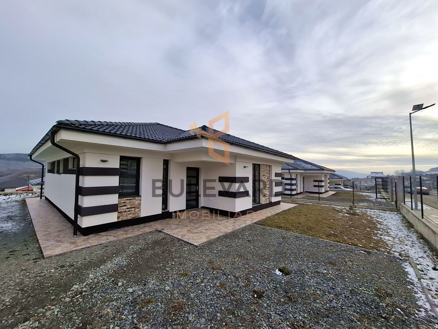 Casa individuala finisata in Corusu! - Poză 22