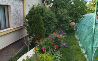Casa individuala 270 mp, teren 885 mp, toate utilitatile, Chinteni - Poză 3
