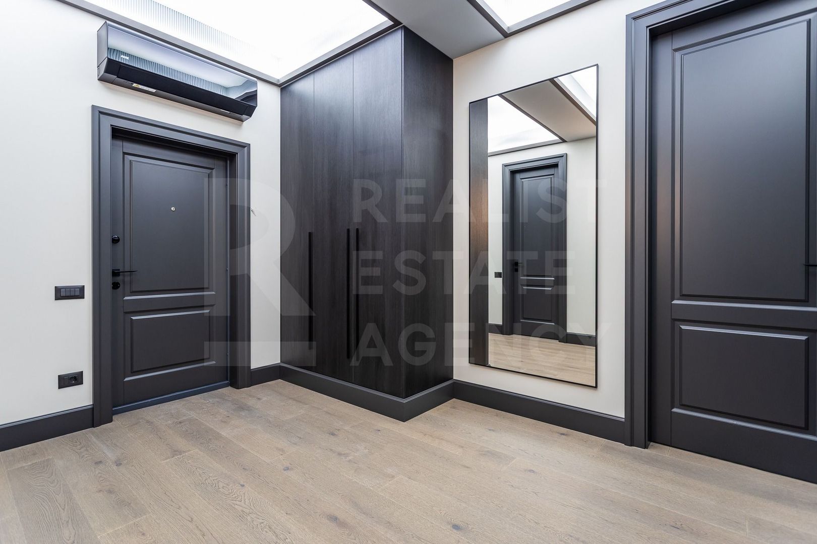 Chirie, apartament, 2 camere, strada Mihai Eminescu, Centru - Poză 10