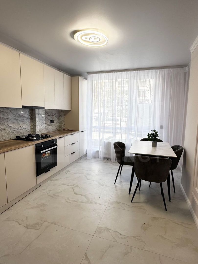 Vânzare, apartament, 2 camere + living, str. Ialoveni , Telecentru - Poză 1