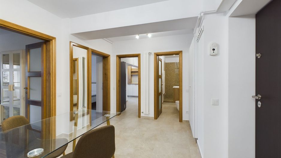 Apartament Modern de 2 Camere Bulevardul Unirii - Poză 2