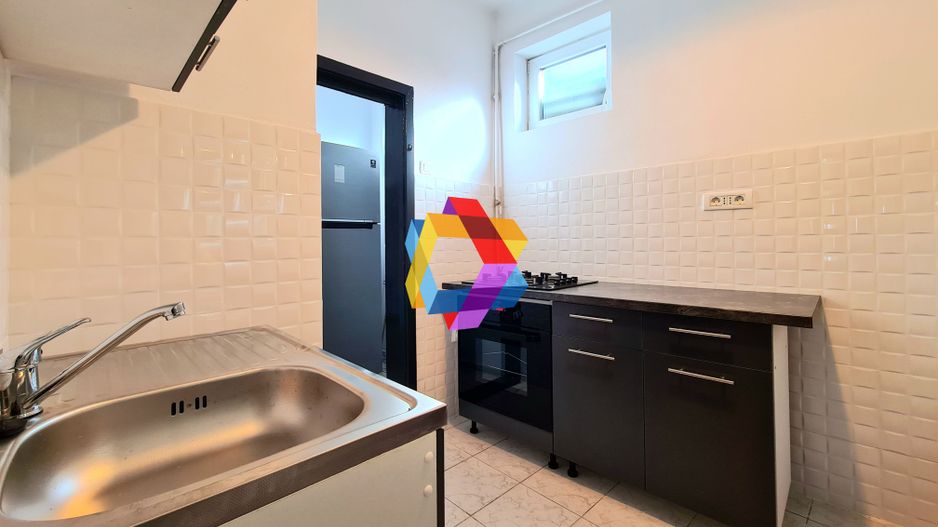 Spatiu birouri de închiriat Brasov - 140 mp # spatii-comerciale-brasov.ro - Poză 11