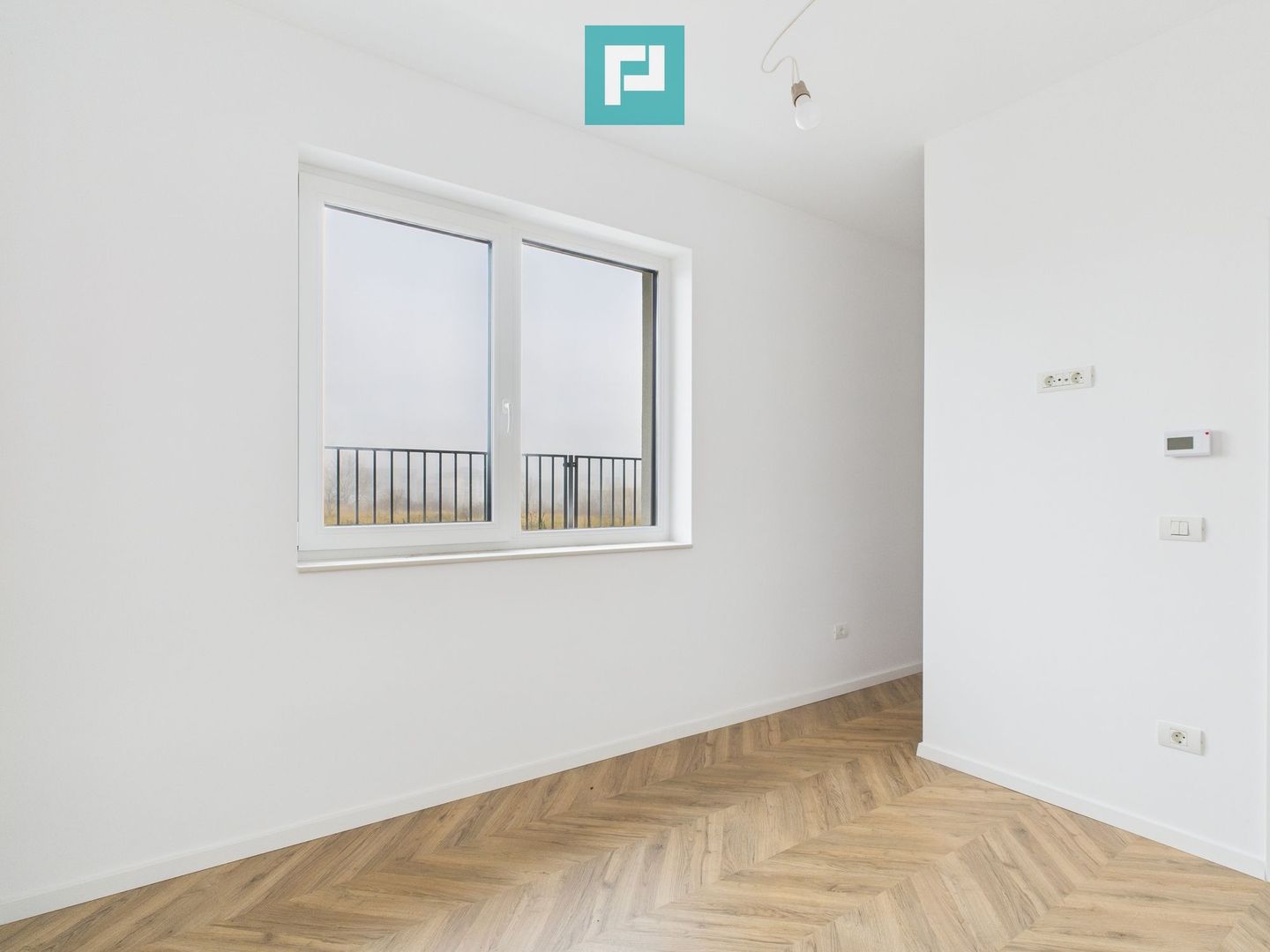 Duplex modern 5 camere Dumbrăvita - Poză 12