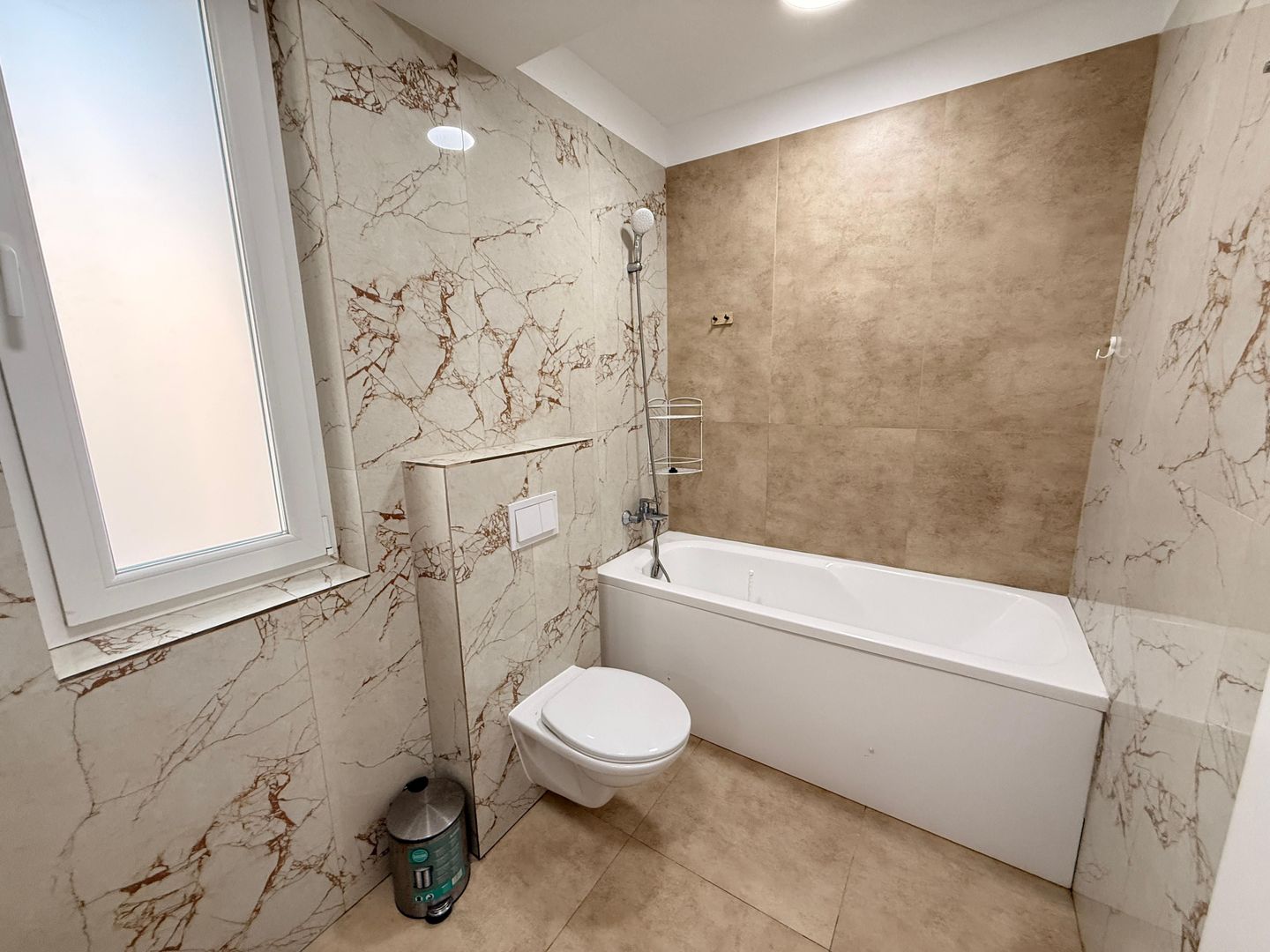 Comision 0% Vila Indivduala Aerocity Tunari - Poză 8