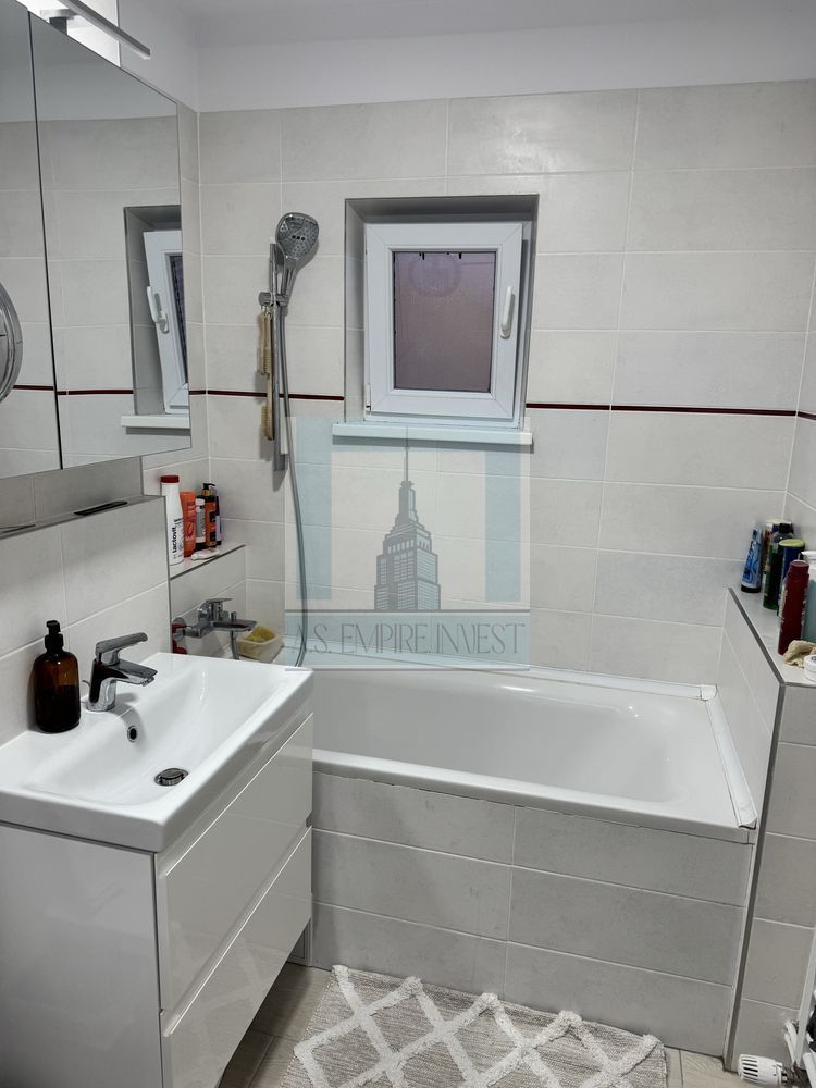Apartament 3 Camere . 2 bai, 2 balcoane-zona Triaj/Brasov - Poză 4