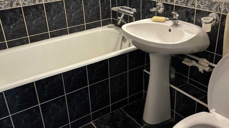 AP. 3 CAMERE DACIA, BUCATARIE INCHISA, METROU 5 MINUTE, REABILITAT - Poză 6