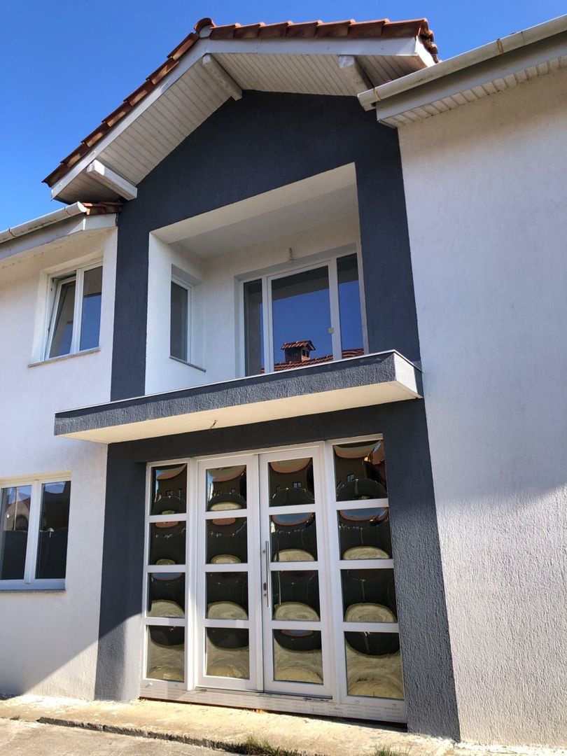 Casâ de vânzare în Micro 17 Satu Mare 240mp + 95mp - Poză 4