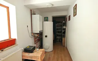 Casa / vila,  pensiune investitie zona Sacele, Brasov - Poză 25