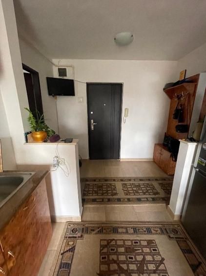 BRASADAS vinde ap 2 cam etaj 1/4 Carpati 2. - Poză 5