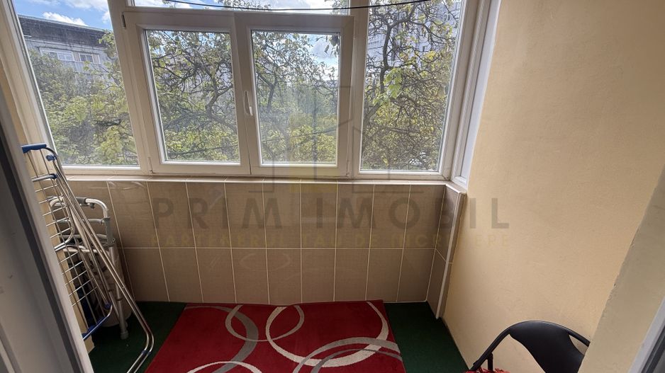 4 camere Decomandat Dacia, etaj intermediar, 1980 - Poză 8