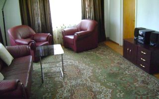 Casă / Vilă cu 7 camere de vânzare în Cornu - Poză 17