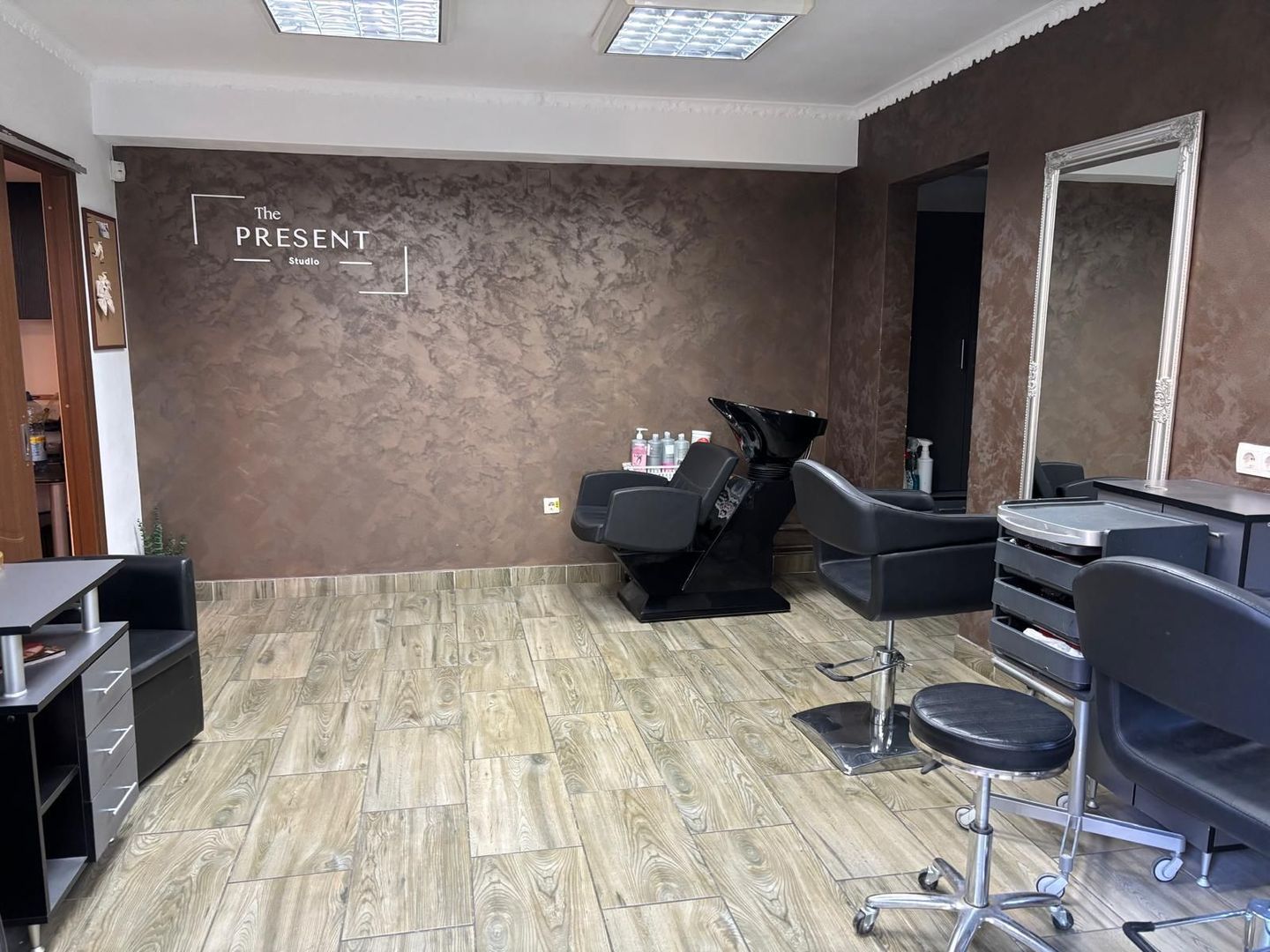 Spatiu comercial  55 mp. zona 7 Noiembrie langă Piată - Poză 10