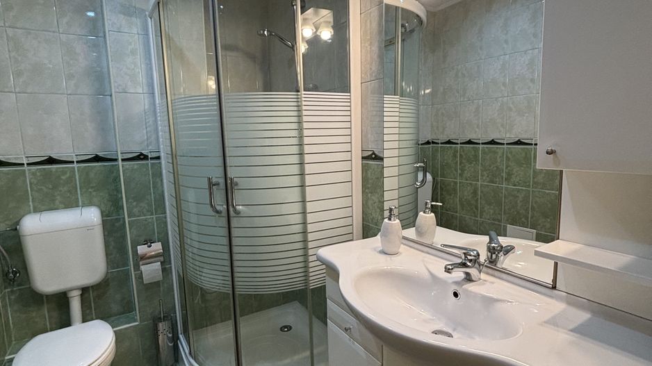 Apartament 3 camere bloc nou cu parcare subterana - Poză 11