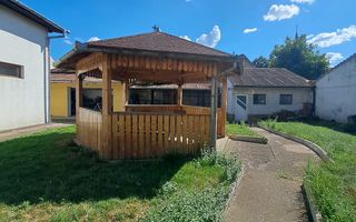 Proprietate 450 mp pe Calea Clujului cu teren de 787mp in Oradea - Poză 31